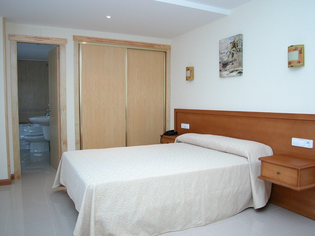 Hotel Vida Playa Paxarinas Portonovo Exterior photo