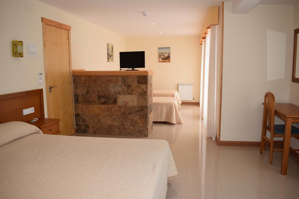Hotel Vida Playa Paxarinas Portonovo Exterior photo